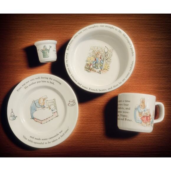 Peter Rabbit 4 Piece China Set Beatrice Potter from Wedgewood England 1992 - Picture 2 of 10